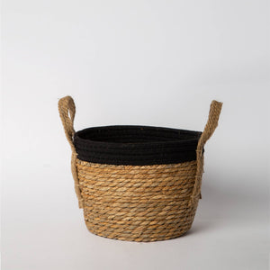 820 - Seagrass Basket with handles