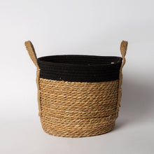 Load image into Gallery viewer, 820 - Seagrass Basket with handles
