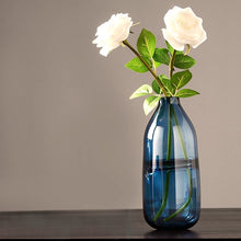 Load image into Gallery viewer, Simply So Attractive Glass Vase
